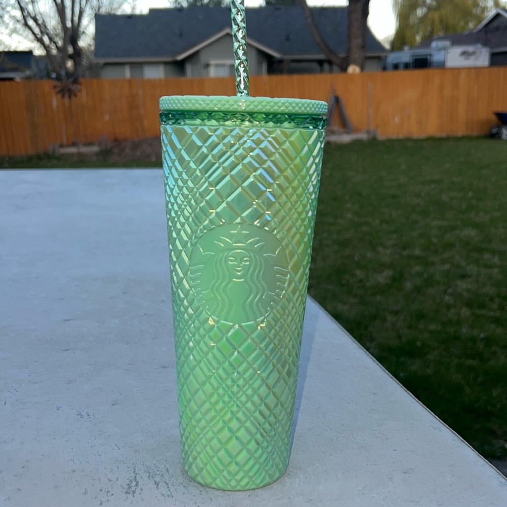 StarbucksLight Green Jeweled Cold Cup Summer 2024 24oz Venti